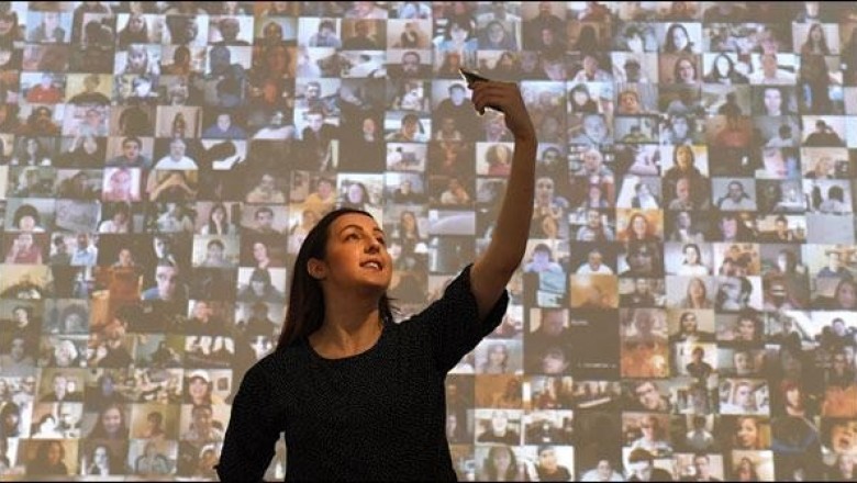 لندن میں سیلفی کی انوکھی نمائش کا آغاز
