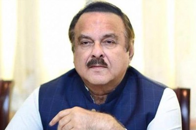 نوازشریف کی طبی ضروریات پاکستان میں پوری ہوسکتی ہیں: نعیم الحق