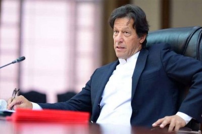وزیراعظم عمران خان کی تنخواہ وزراء سے بھی کم