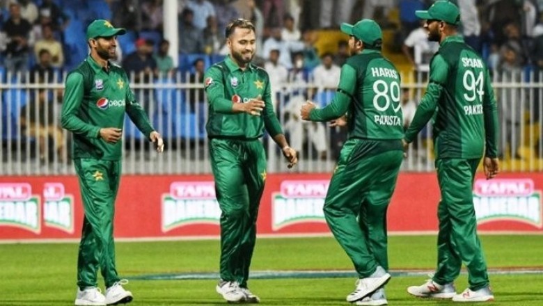  آسٹریلیا سے جیتنے کے لئے نہیں کھیل رہےتو پھر کس لئے کھیل رہے ہیں۔