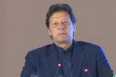 سرکاری محکمے حکومت کو اپنی زمین کی معلومات نہیں دے رہے: وزیراعظم