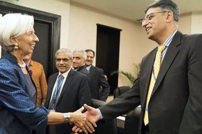 پاکستان اور آئی ایم ایف کے درمیان بیل آؤٹ پیکج پر معاملات طے پاگئے، ذرائع
