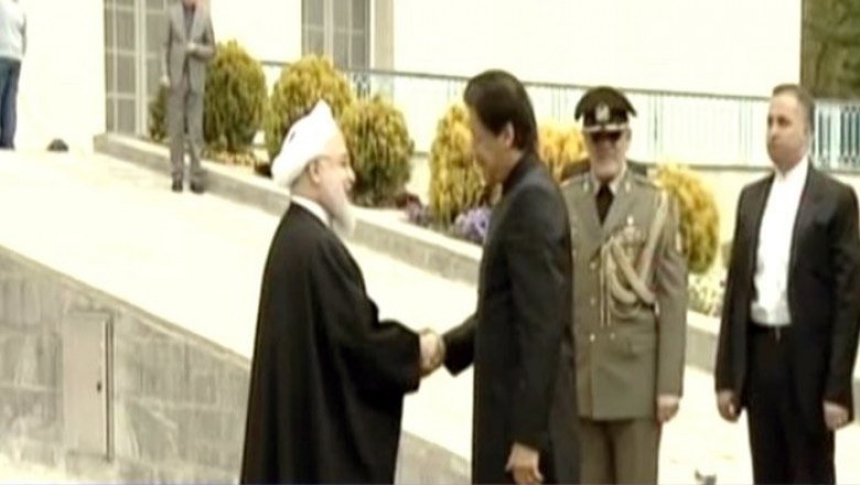 وزیراعظم عمران خان کو ایران کے صدارتی محل میں گارڈ آف آنر پیش