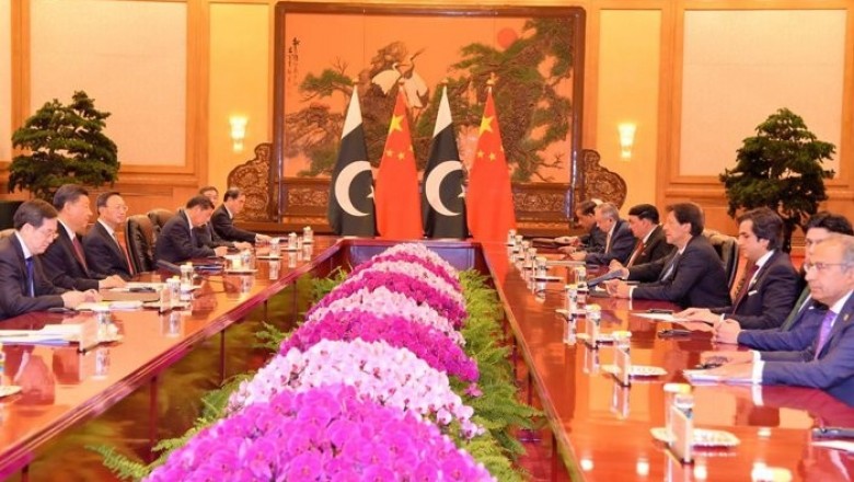 وزیراعظم کی چینی صدر سے ملاقات، دوطرفہ تعلقات و علاقائی امن پر بات چیت