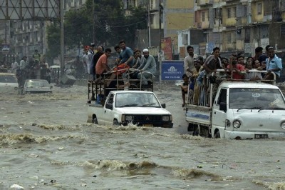 کراچی میں بارش کے دوران کرنٹ و دیگر واقعات میں  20افراد ہلاک
