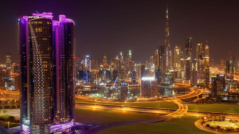 Offering Employment Opportunities In Dubai At Paramount Hotel With Pay Up To 7,800 Dirhams